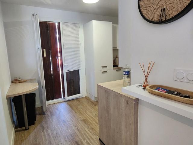 Location appartement, 70.16 m² T 4 à Toulon, 990 €