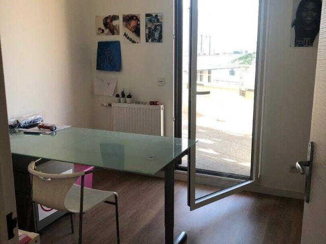 Location Appartement 70 m² à Villeurbanne 1 130 ¤ CC /mois