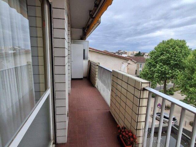Location Appartement 77 m² à Le Péage de Roussillon 790 ¤ CC /mo
