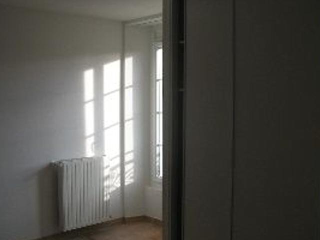 Location appartement, 77 m² T 3 à Sisteron, 650 €