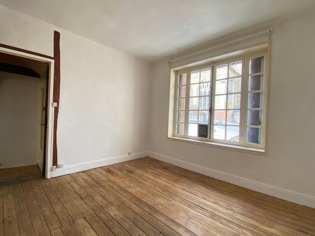 Location appartement, 74.11 m² T 3 à Pacy sur Eure, 980 €