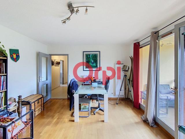Location appartement, 75.38 m² T 3 à Saint Julien en Genevois, 1 535 €