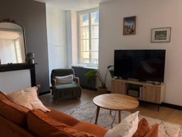 Location appartement, 75 m² T 3 à Amiens, 950 €