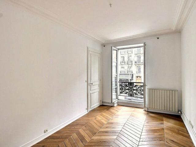 Location appartement, 75 m² T 3 à Paris 5, 2 340 €