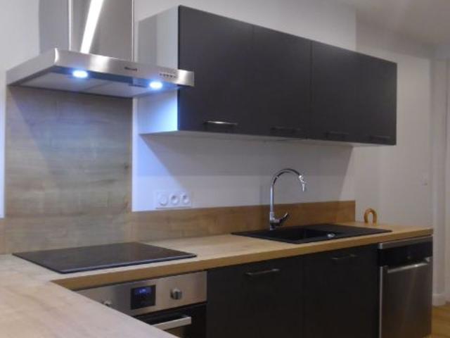 Location appartement, 76.06 m² T 3 à Agen, 650 €