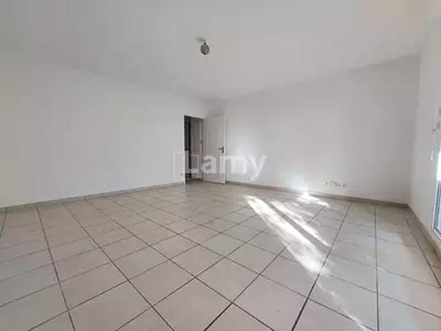 location appartement, 79.49 m² terrasse parking