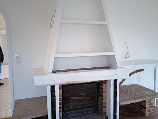 Location Appartement 7 pièces 130 m2 Prisse