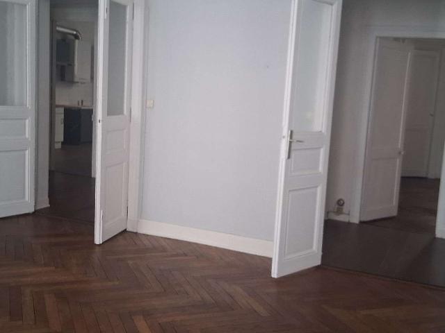 Location appartement 7 pièces Nantes Centre Ville 44