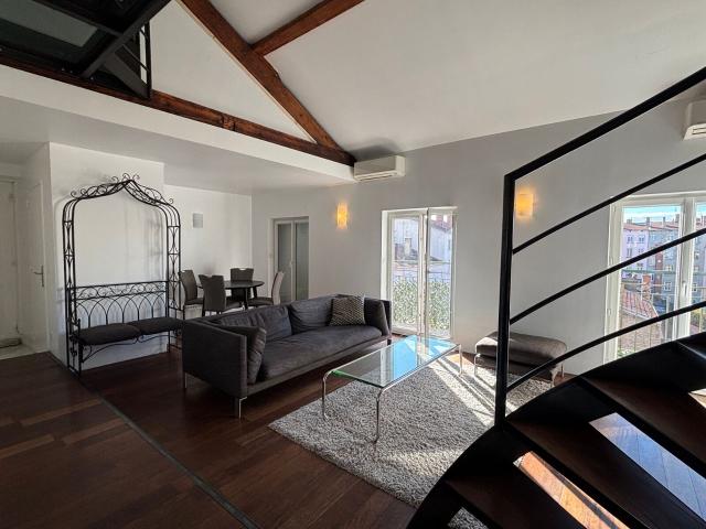 Location appartement, 80.52 m² T 3 à Lyon 6, 1 550 €