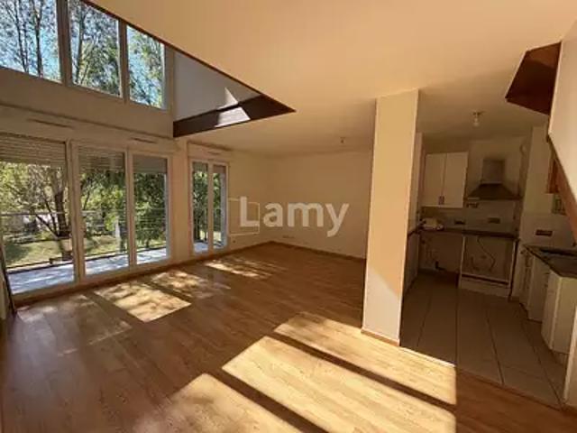location appartement, 80.3 m²