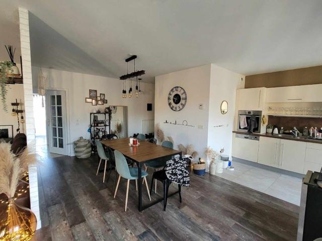 Location appartement, 87.05 m² T 3 à Beaumont, 1 900 €