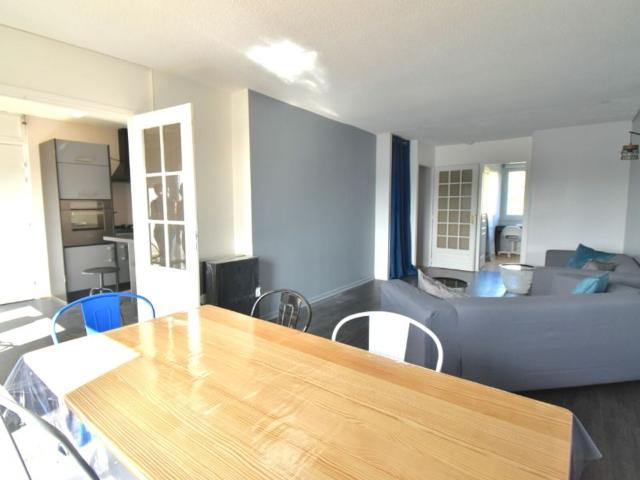 Location appartement, 85.8 m² T 5 à Lyon 9, 1 290 €