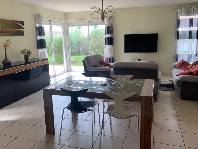 Location appartement, 85.28 m² T 3 à Anglet, 1 400 €