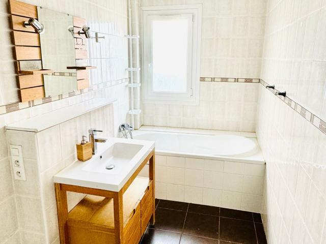 Location appartement, 88.31 m² T 4 à Livry Gargan, 1 266 €