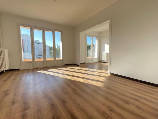Location appartement, 91.83 m² T 4 à Montpellier, 1 190 €