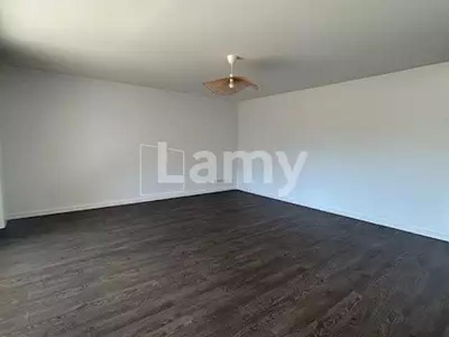 location appartement, 92.98 m²