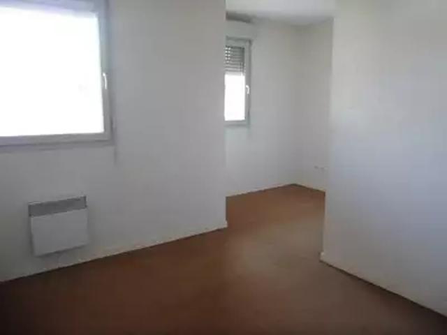 location appartement, 92.09 m² au dernier étage terrasse