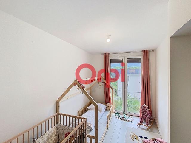 Location appartement, 94.09 m² T 4 à Feigères, 1 980 €