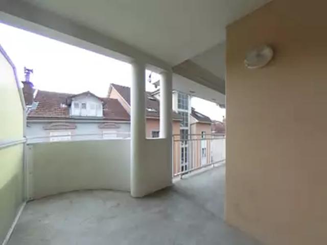 location appartement, 98.53 m² au dernier étage terrasse