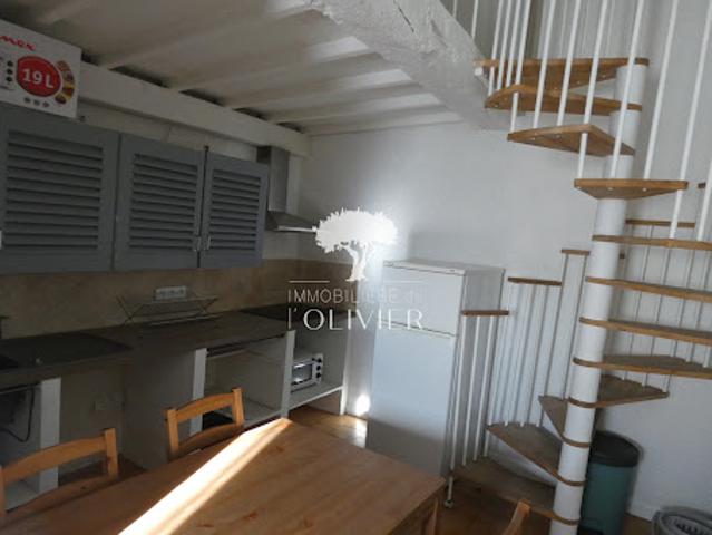 Location Appartement 0 pièces 54 m2 Apt