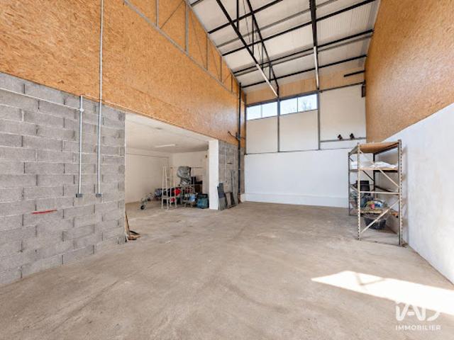 Location Appartement 0 pièces 180 m2 Sainte Jalle