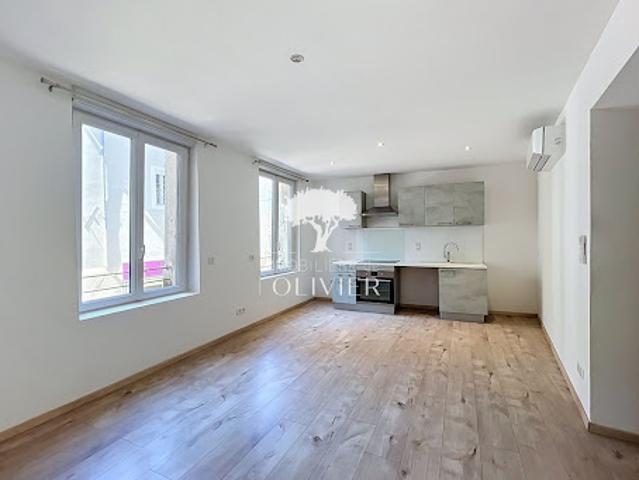 Location Appartement 0 pièces 28.11 m2 Apt