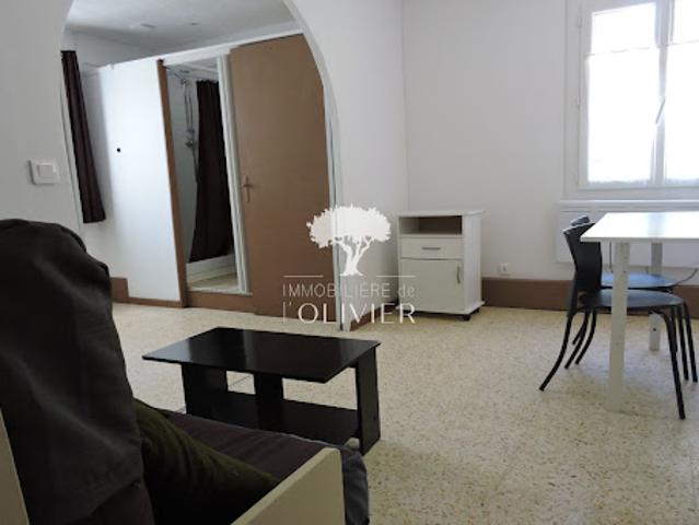 Location Appartement 0 pièces 29 m2 Apt