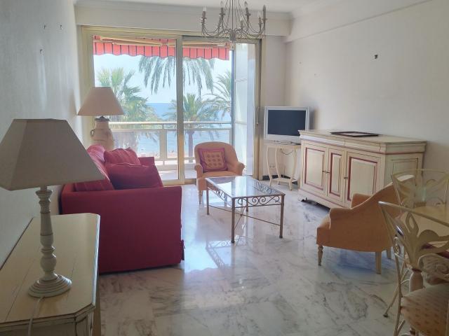 Location appartement, 100.17 m² T 3 à Nice, 2 880 €