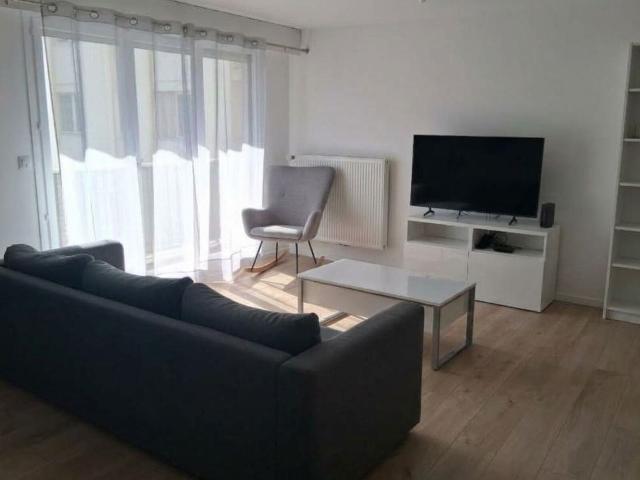 Location appartement, 101.54 m² T 4 à Annemasse, 1 838 €