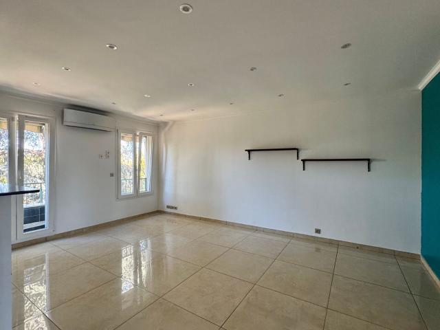 Location appartement, 102.05 m² T 4 à Champigny sur Marne, 1 995 €