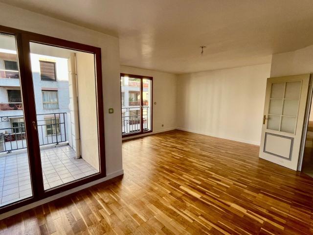 Location appartement, 107.17 m² T 4 à Lyon 6, 2 000 €