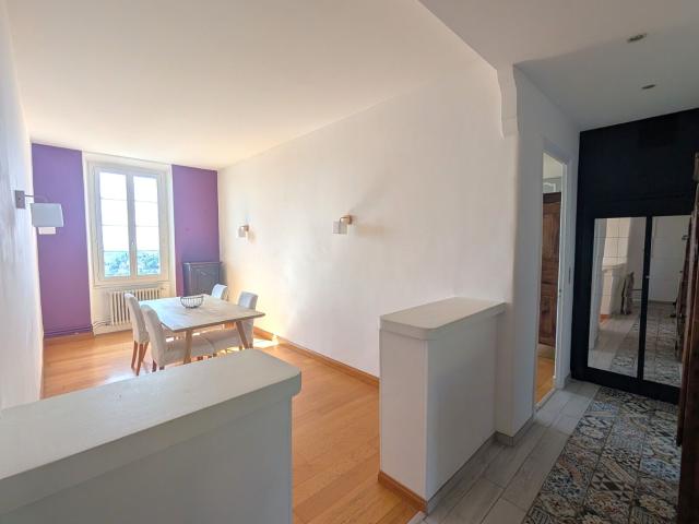 Location appartement, 108 m² T 4 à Grasse, 1 262 €