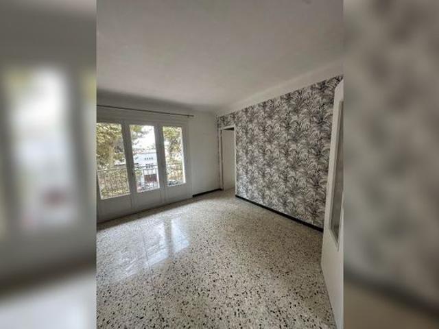 Location Appartement 11100, NARBONNE france