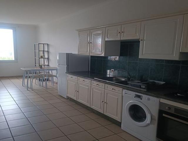Location Appartement 11100, NARBONNE france