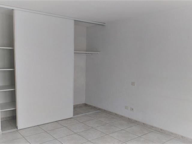 Location Appartement 11100, NARBONNE france