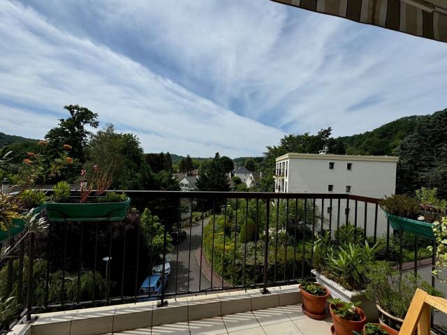 Location appartement, 112.66 m² T 5 à Bures sur Yvette, 1 495 €