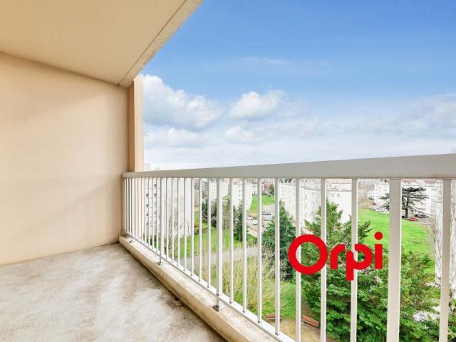 Location appartement, 113.28 m² T 4 à Lyon 5, 1 490 €