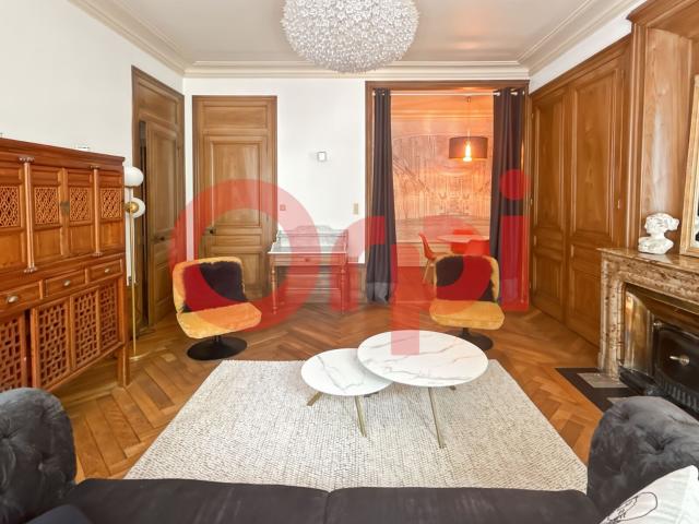 Location appartement, 118.04 m² T 4 à Lyon 8, 1 890 €