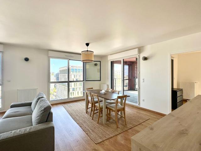 Location appartement, 130.04 m² T 5 à Bordeaux, 2 249 €