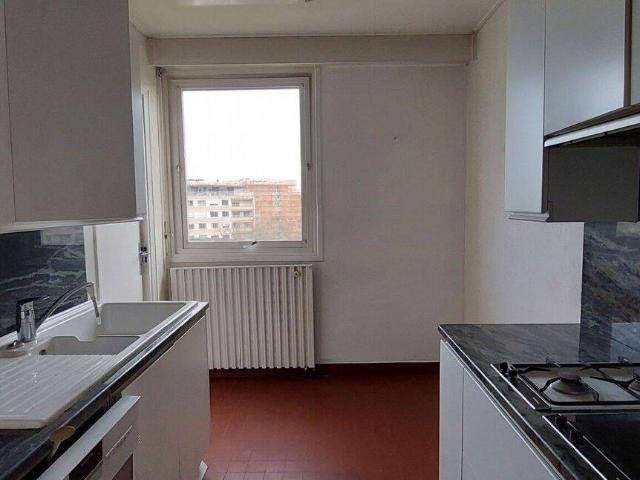 Location Appartement 130 m² à Lyon 4e Arrondissement 1 820 ¤ CC