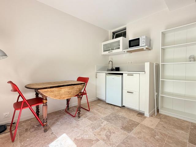 Location appartement, 17.25 m² T 1 à Montpellier, 590 €