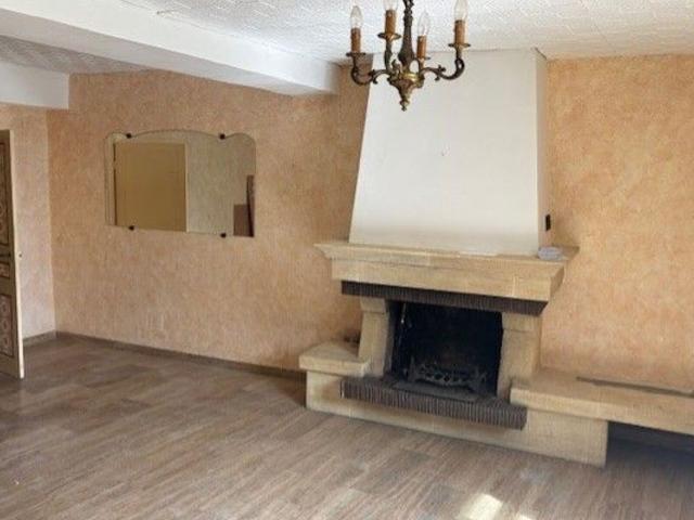 Location appartement, 152.06 m² T 5 à Ceyzériat, 980 €