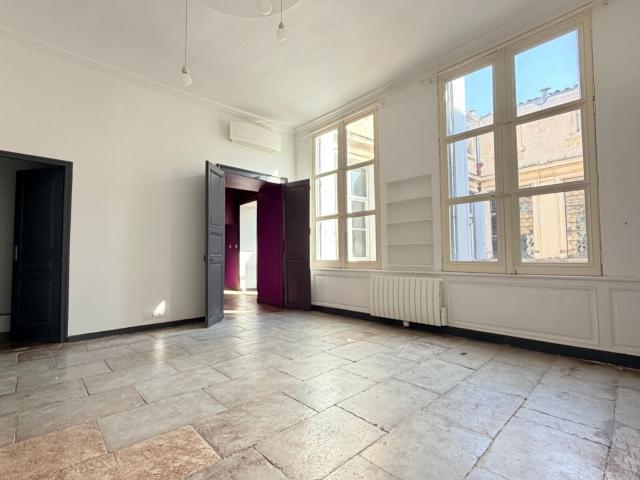 Location appartement, 152.87 m² T 3 à Montpellier, 1 750 €