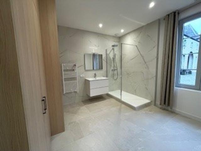Location Appartement 1315€/MOIS CC
