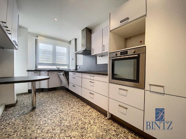 LOCATION APPARTEMENT 163.00m² Strasbourg
