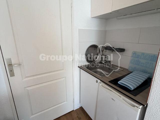 Location appartement 16.97 m², Nimes 30900 Gard
