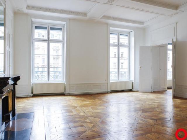 Location appartement, 180 m² T 4 à Lyon 5, 2 150 €