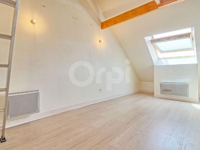 Location appartement, 18.53 m² T 1 à Pont Sainte Maxence, 430 €