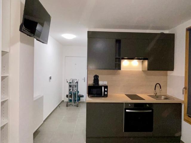 Location appartement, 19.4 m² T 2 à Annemasse, 895 €