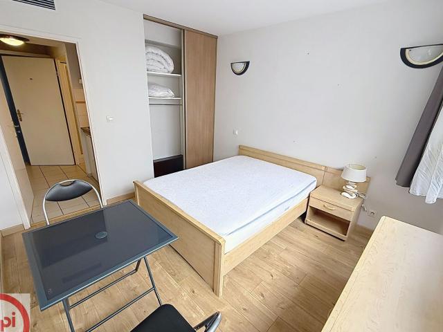 Location appartement, 19.55 m² T 1 à Idron, 480 €